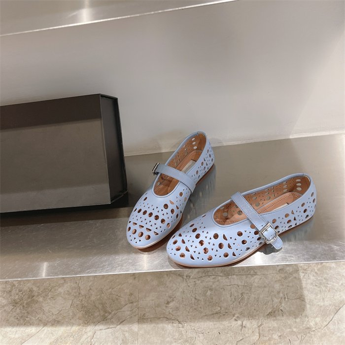 Women's Ballet Flats – Round Toe Cutout Upper with Mary Jane Buckle Strap and Flat Sole