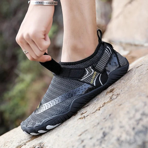 Men's Athletic Shoes Mesh Hook-Loop Closure Toe Pod Rubber Sole