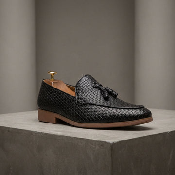 Men's Tassel Loafers - Slip On Woven Embossed Upper Round Toe Low Block Heel