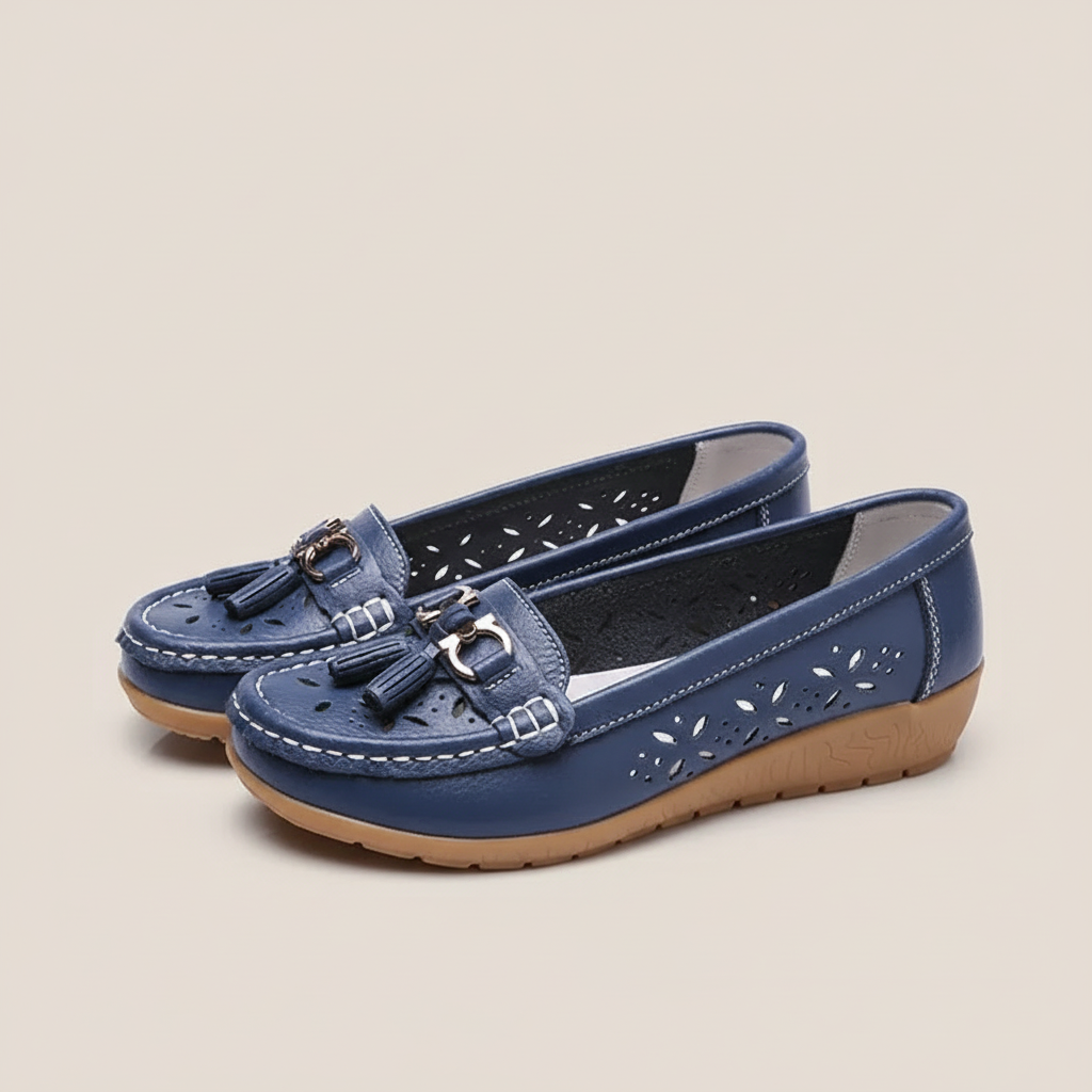 Women’s Slip-On Moccasin Shoes with Rounded Toe and Tassel Detail