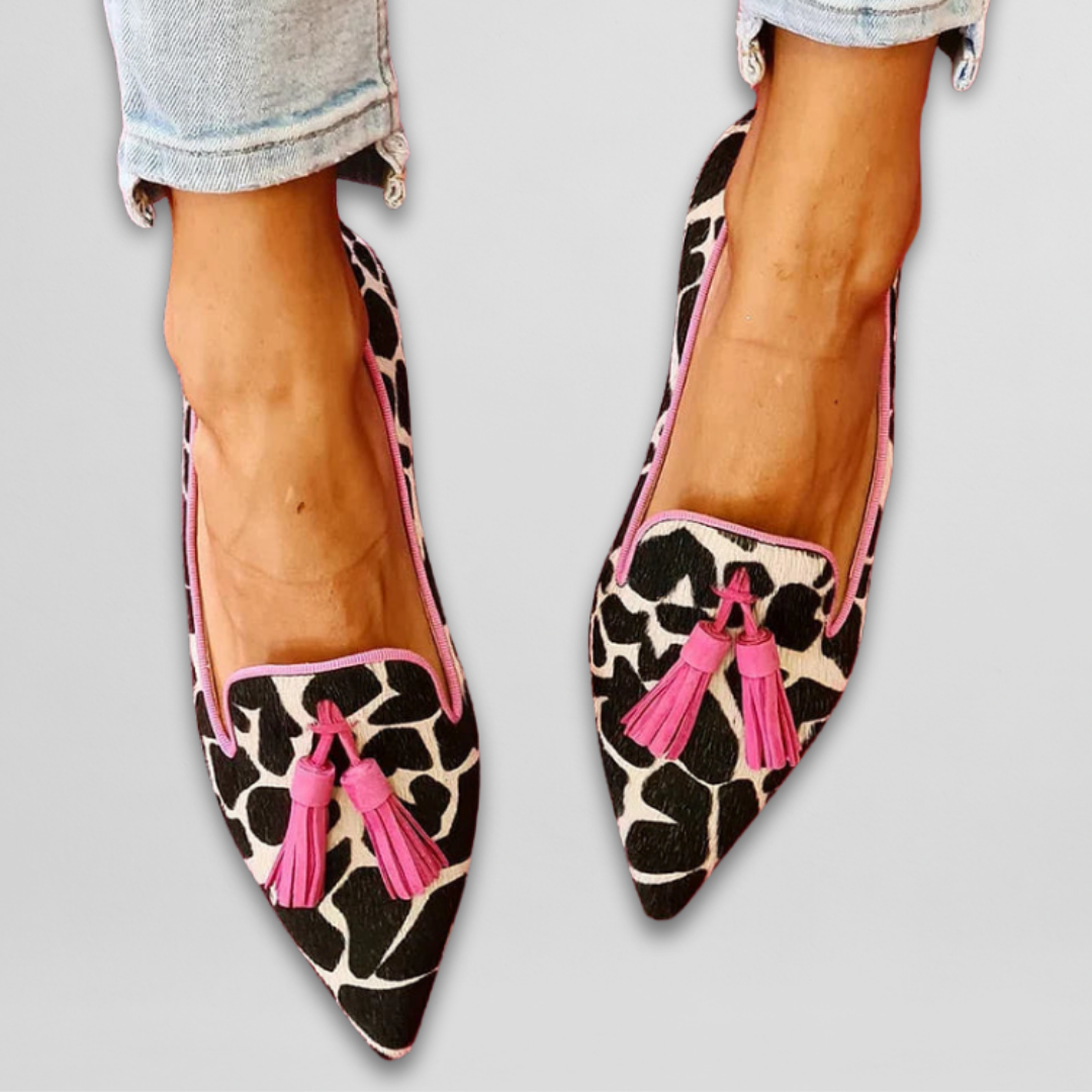 Women’s Pointed-Toe Loafers with Tassel Detail and Flat Sole Design