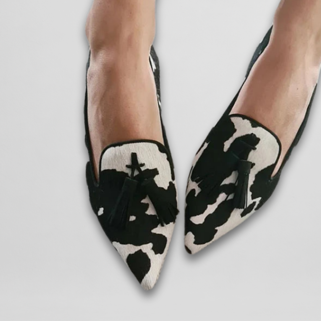 Women’s Pointed-Toe Loafers with Tassel Detail and Flat Sole Design
