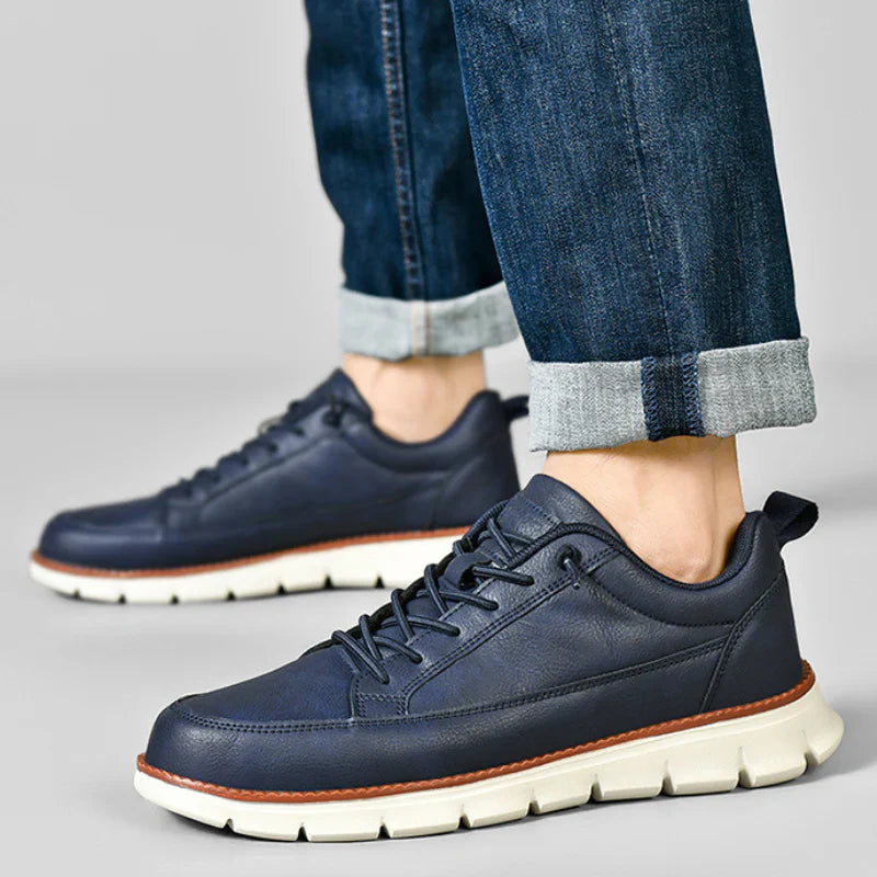 Men's Modern Casual Lace-Up Sneakers with Lightweight Sole Design