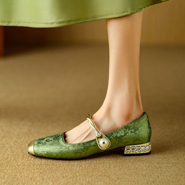 Women’s Mary Jane Flats with Rounded Toe and Strap Closure