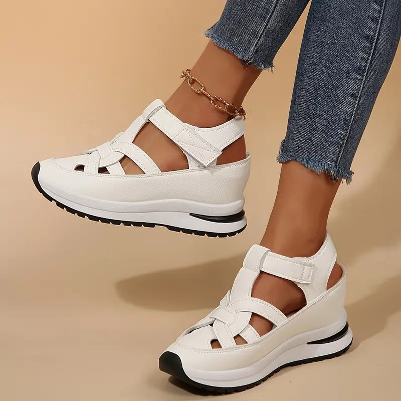 Women’s Comfortable Platform Sandals with Adjustable Straps and Closed Toe