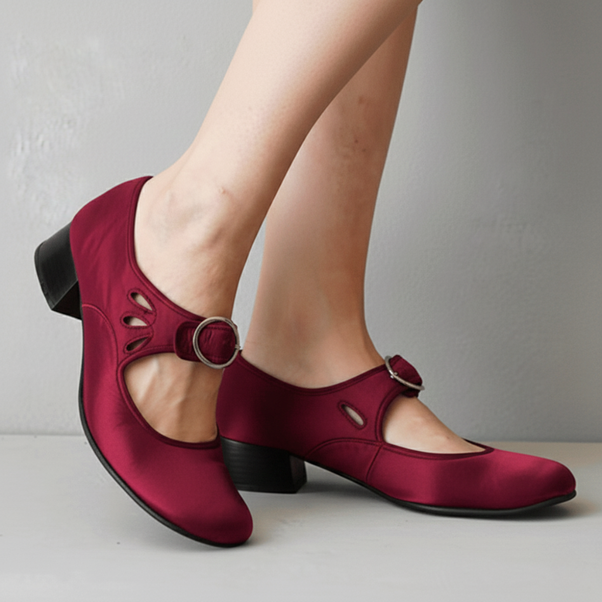 Women’s Mary Jane Shoes with Buckle Strap and Low Block Heel - Sandals