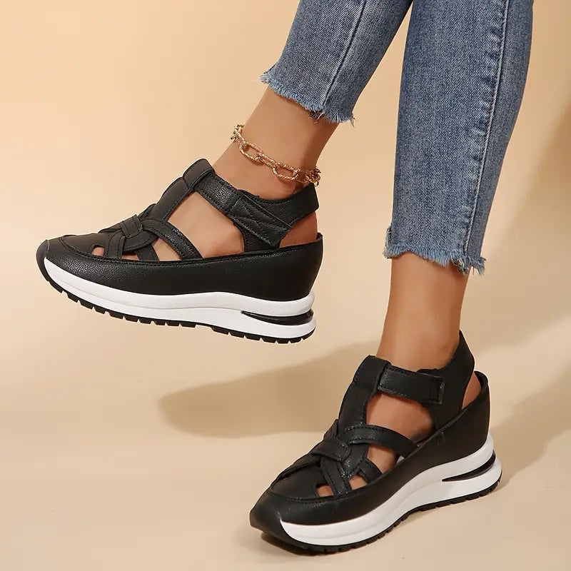 Women’s Comfortable Platform Sandals with Adjustable Straps and Closed Toe