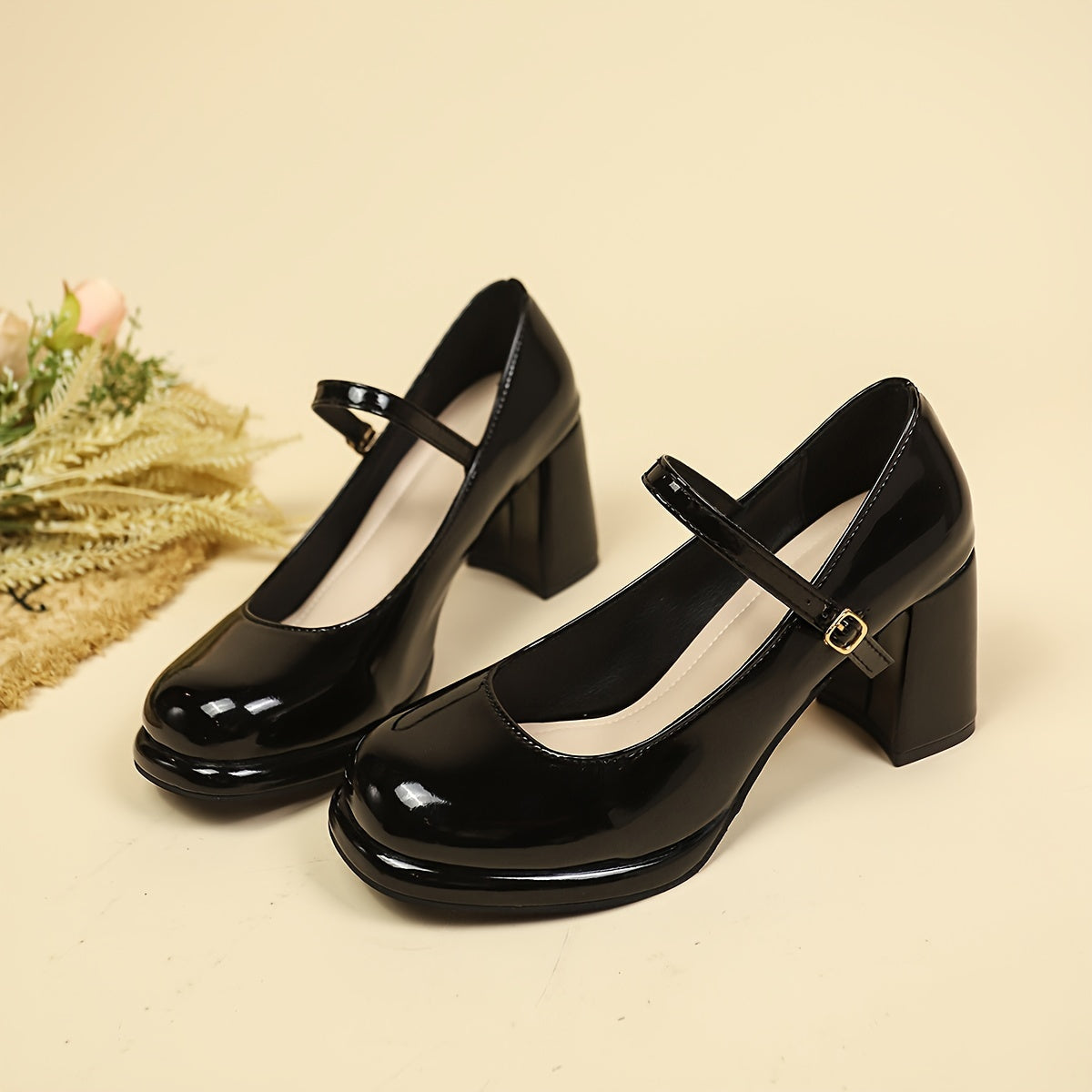 Women's Mary Jane Block Heels - Round Toe - Ankle Strap - Buckle