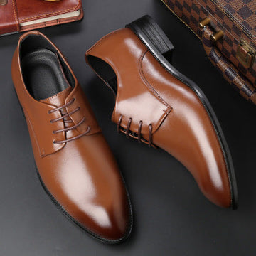 Men’s Lace-Up Dress Shoes with Closed Toe and Low Block Heel
