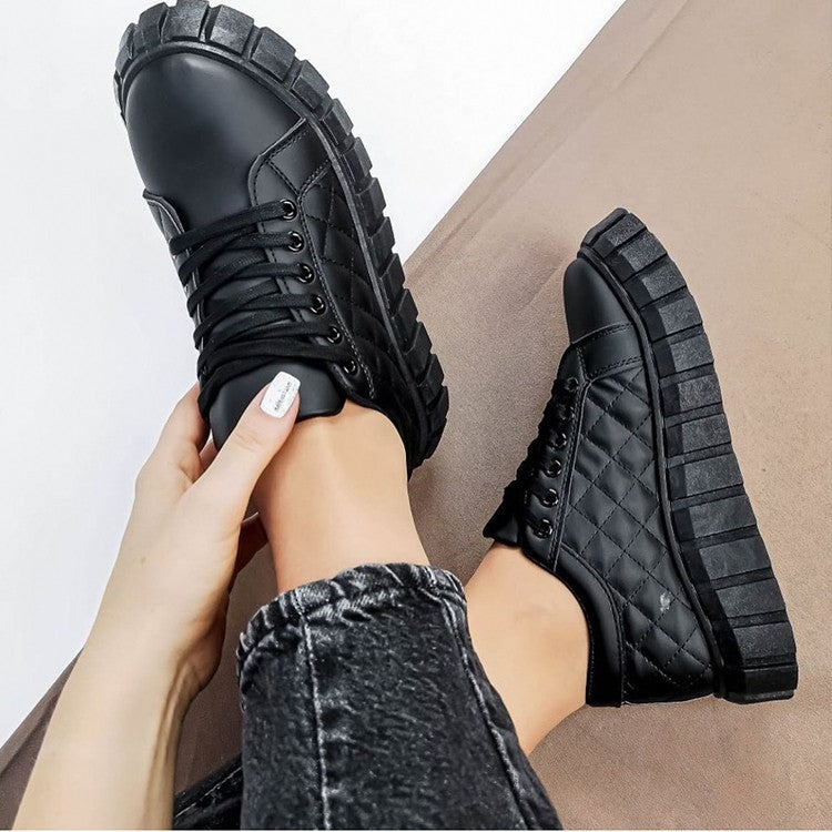 Women's Platform Sneakers – Round Toe Lace-Up Quilted Upper with Lug Sole