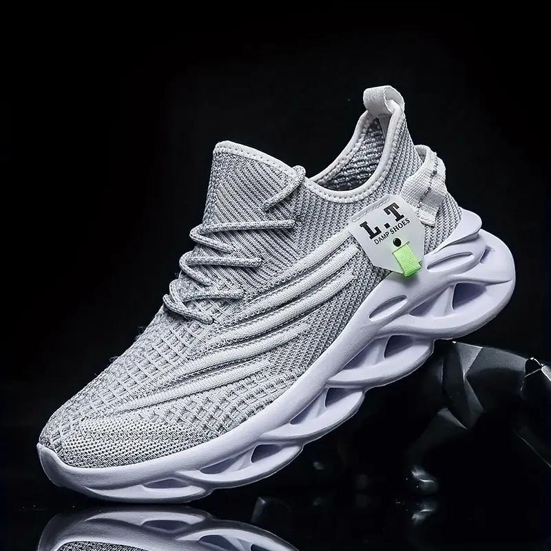 Men's Lace-Up Knit Sneakers - Low-Top - Round Toe - Blade Outsole