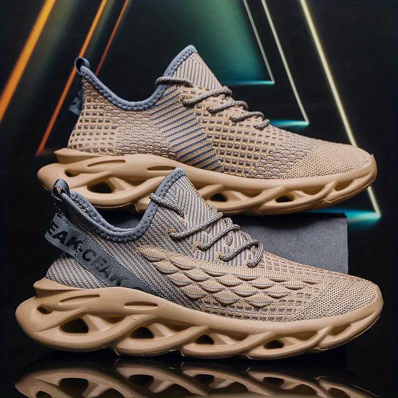 Men's Lace-Up Knit Sneakers - Low-Top - Round Toe - Blade Outsole