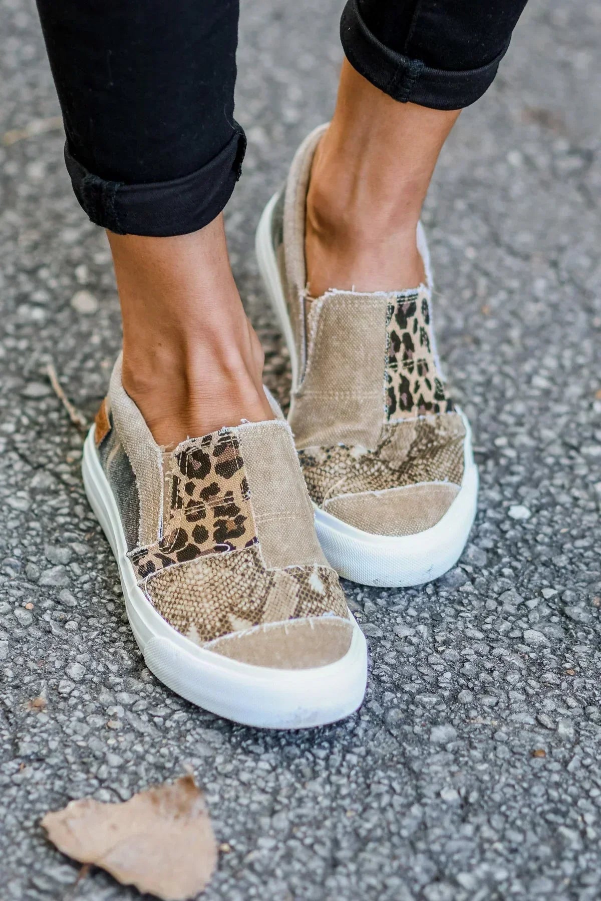 Women’s Slip-On Low-Top Sneakers with Patchwork Upper and Elastic Side Panels