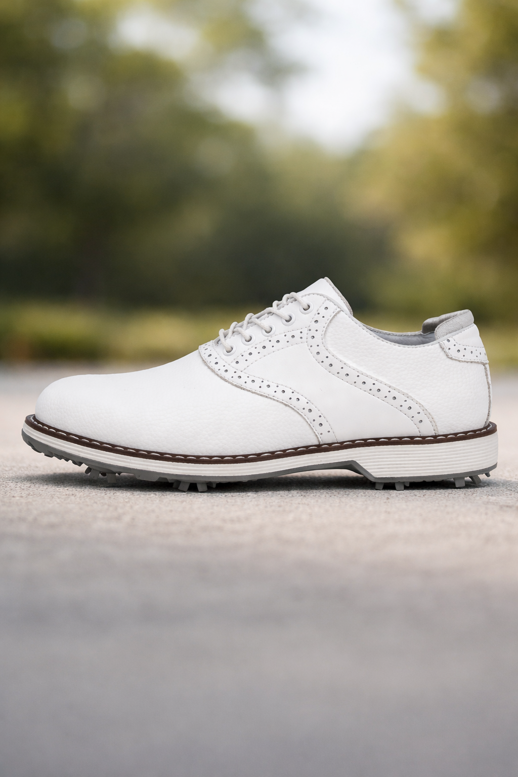 Men's Golf Shoes - Lace-Up - Wingtip - Spiked Sole - Leather