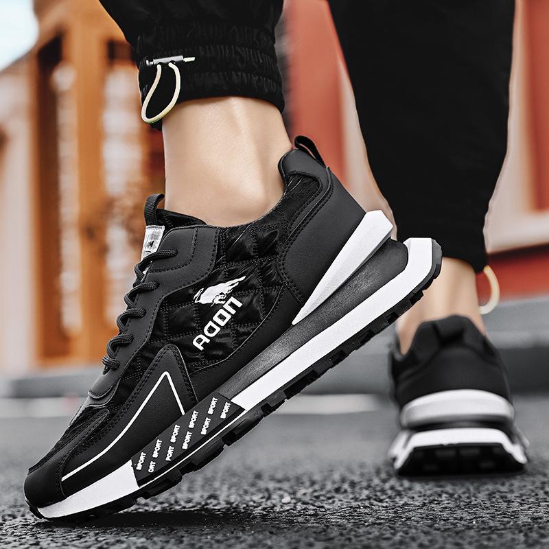 Men's Casual Sneakers – Lace-Up Low-Top with Chunky Sole and Panel Upper