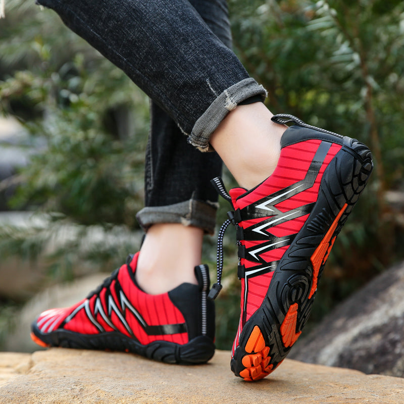 Men's Athletic Shoes - Bungee Lace-Up - Segmented Flexible Sole