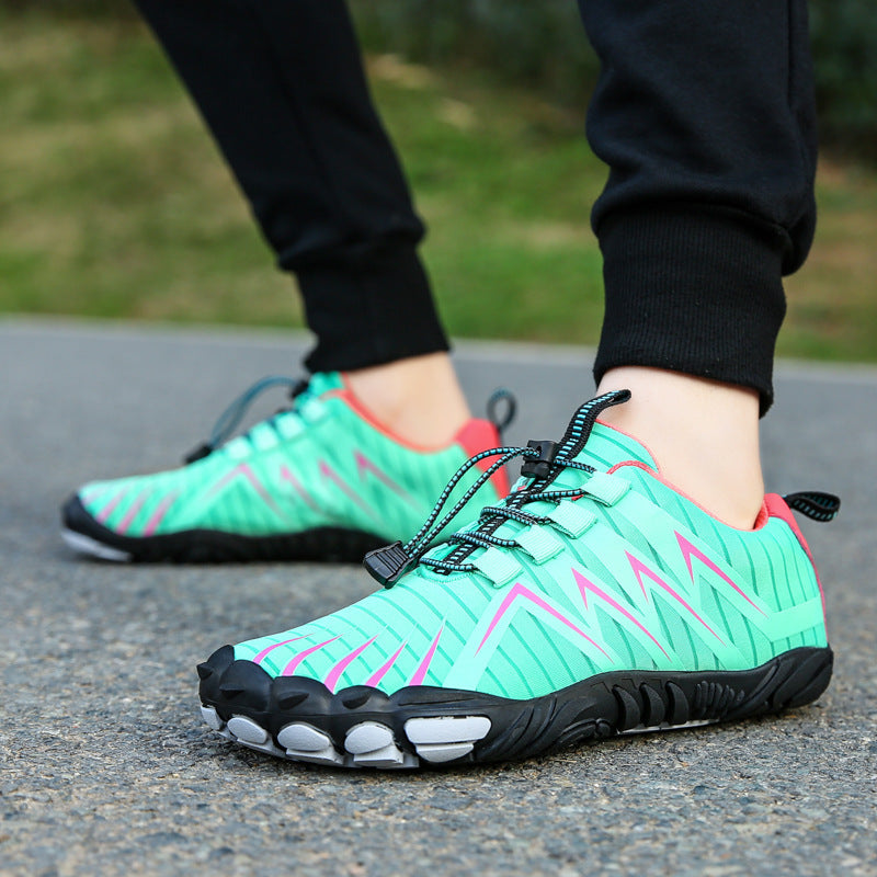 Men's Athletic Shoes - Bungee Lace-Up - Segmented Flexible Sole