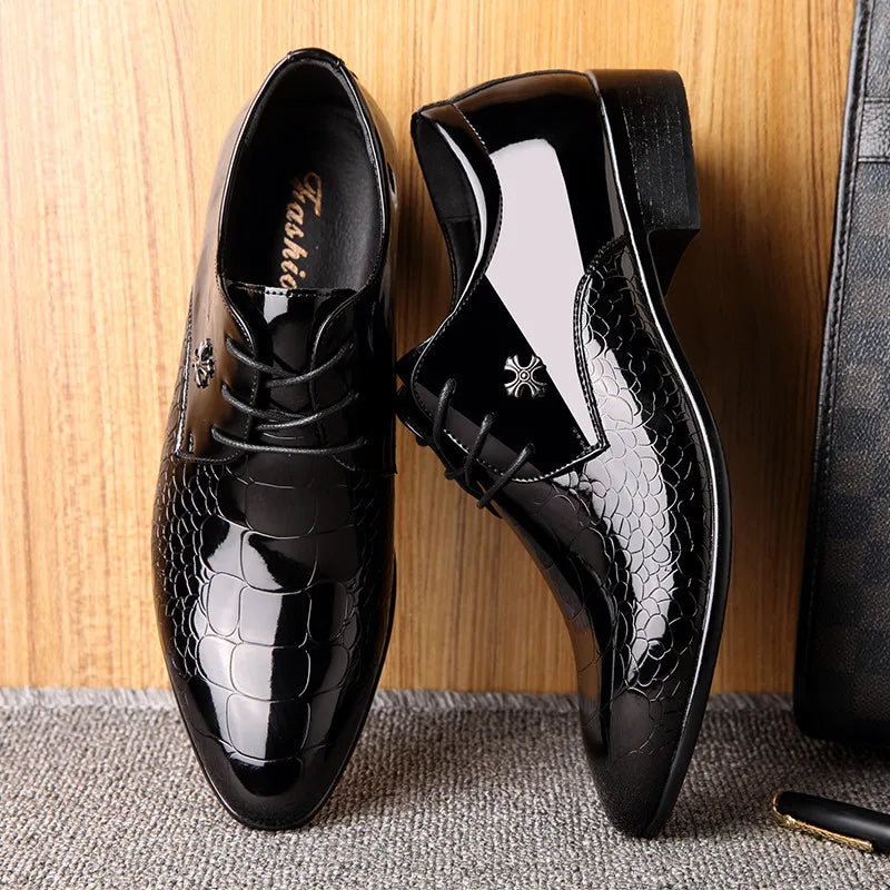 Men’s Leather Lace-Up Oxford Dress Shoes with Pointed Toe and Gloss Finish