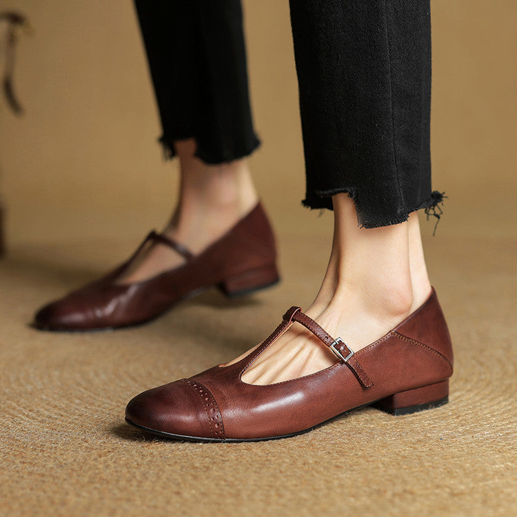Women's Classic Mary Jane Shoes - T-Strap Buckle - Cowhide Leather - Low Heel