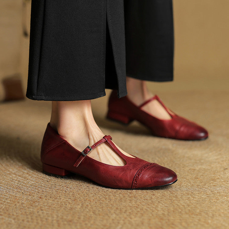 Women's Classic Mary Jane Shoes - T-Strap Buckle - Cowhide Leather - Low Heel