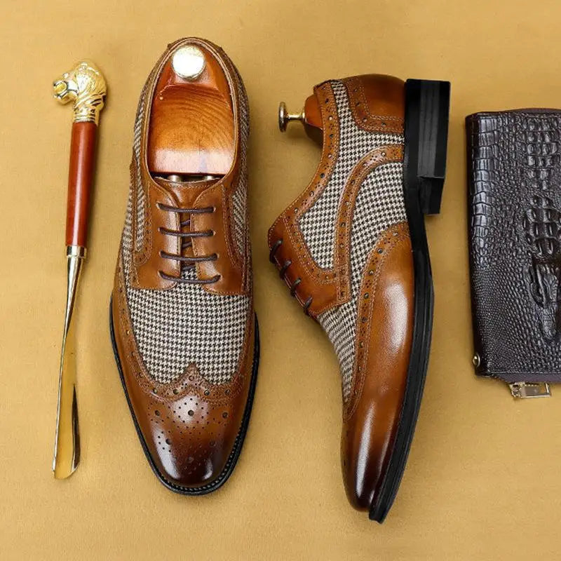 Men’s Lace-Up Leather Brogue Oxford Shoes with Almond Toe and Low Heel