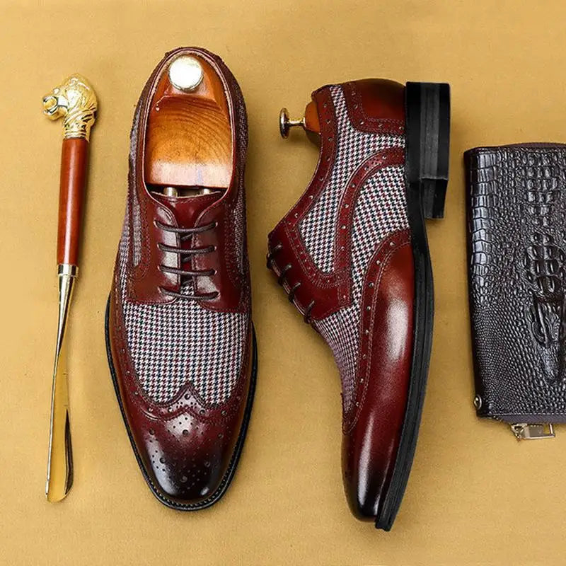 Men’s Lace-Up Leather Brogue Oxford Shoes with Almond Toe and Low Heel