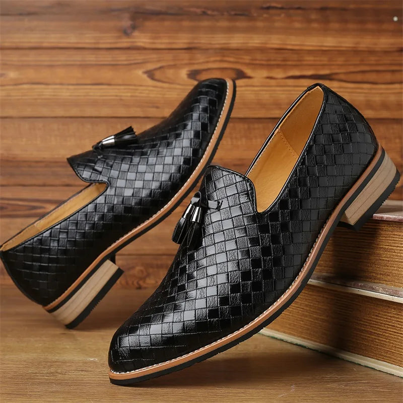 Men’s Woven Texture Slip On Loafers – Low Heel Closed Toe Shoes - Tassel Detailing