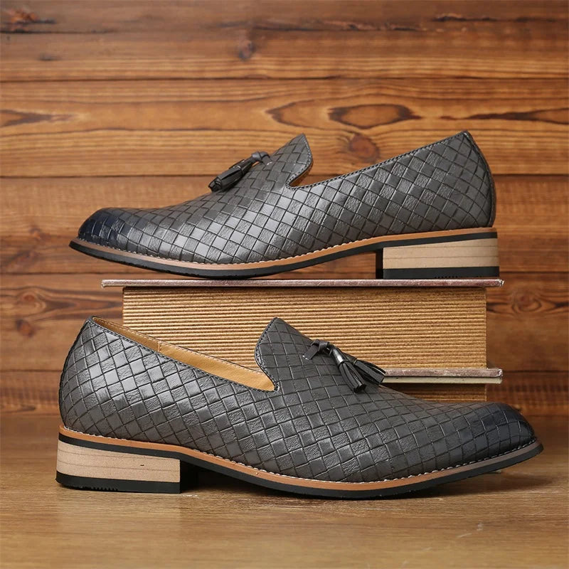 Men’s Woven Texture Slip On Loafers – Low Heel Closed Toe Shoes - Tassel Detailing