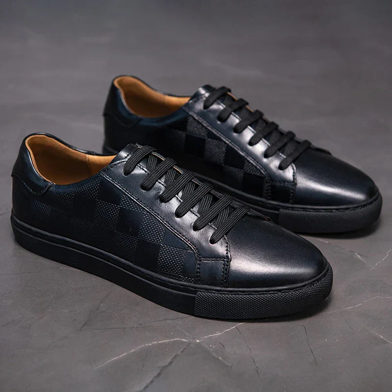 Men’s Rounded Toe Lace-Up Low-Top Sneakers with Textured Side Panel and Flat Rubber Sole