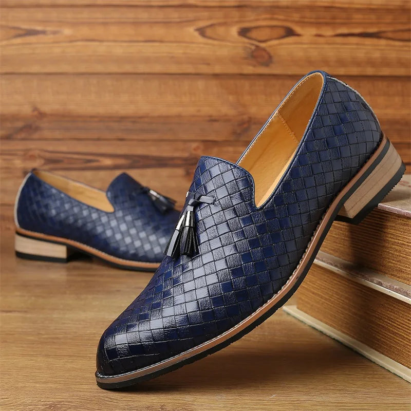 Men’s Woven Texture Slip On Loafers – Low Heel Closed Toe Shoes - Tassel Detailing