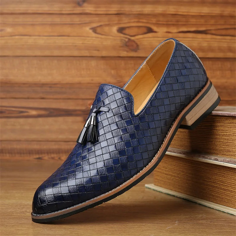Men’s Woven Texture Slip On Loafers – Low Heel Closed Toe Shoes - Tassel Detailing