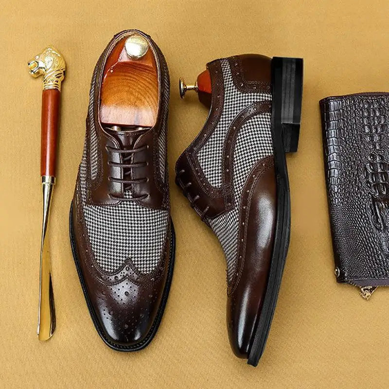 Men’s Lace-Up Leather Brogue Oxford Shoes with Almond Toe and Low Heel