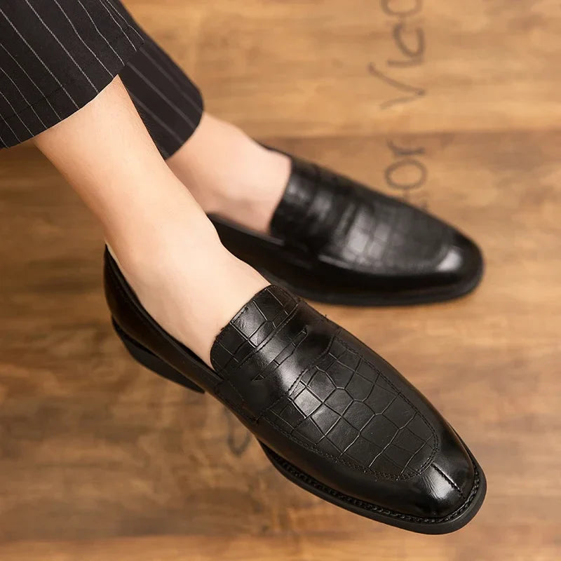 Men's Crocodile Embossed Penny Loafers - Slip-On Leather
