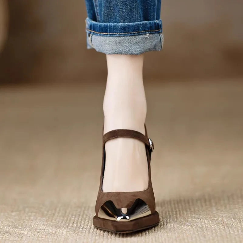 Women's Mary Jane Heels - Block Heel - Metal Toe Cap - Ankle Strap