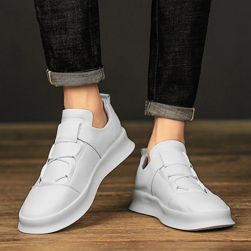 Men's Low-Top Hook and Loop Closure Sneakers - Round Toe