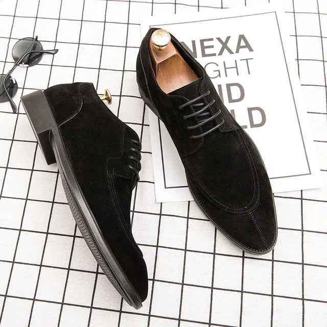 Men’s Pointed Toe Lace-Up Dress Shoes with Suede Finish