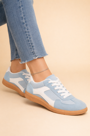 Women's Low-Top Sneakers Lace-Up Round Toe Gum Sole Mixed Panel