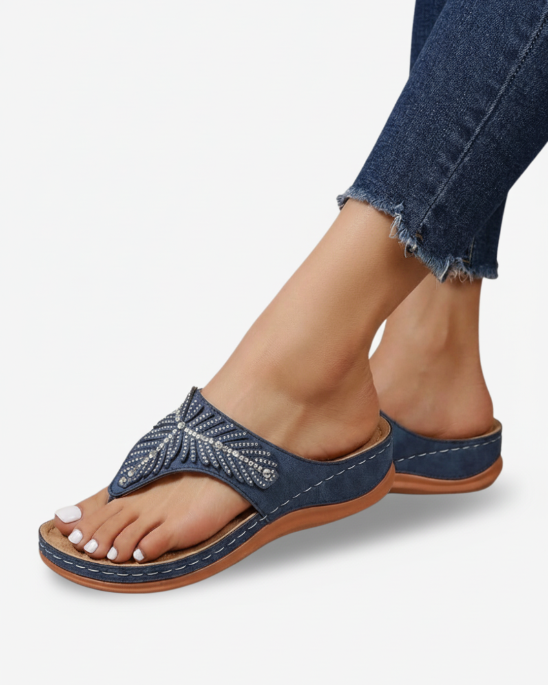 Women's Rhinestone Thong Sandals - Slip-On T-Strap Platform