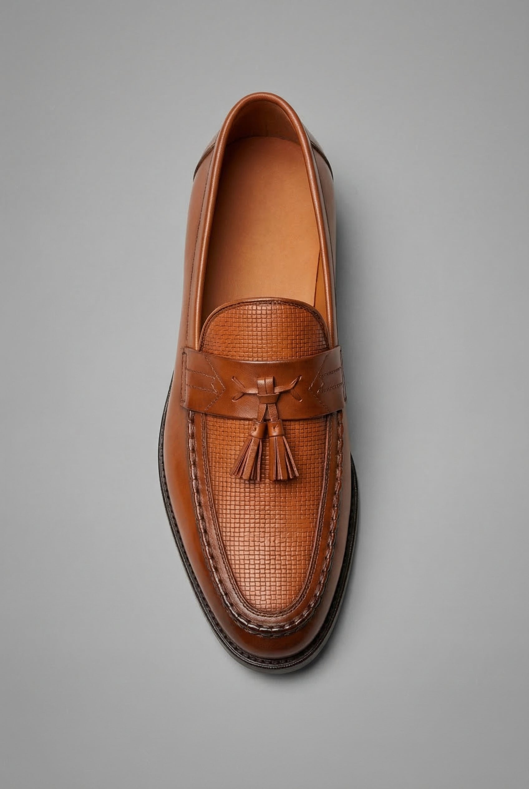 Men's Loafers Slip-On Moc-Toe Textured Vamp Tassel Detail