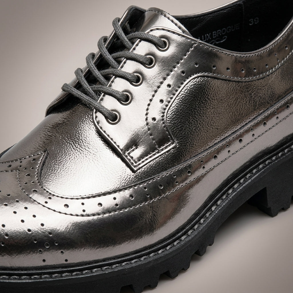 Men's Patent Wingtip Brogue Oxford Shoes with Lace-Up and Lugged Sole