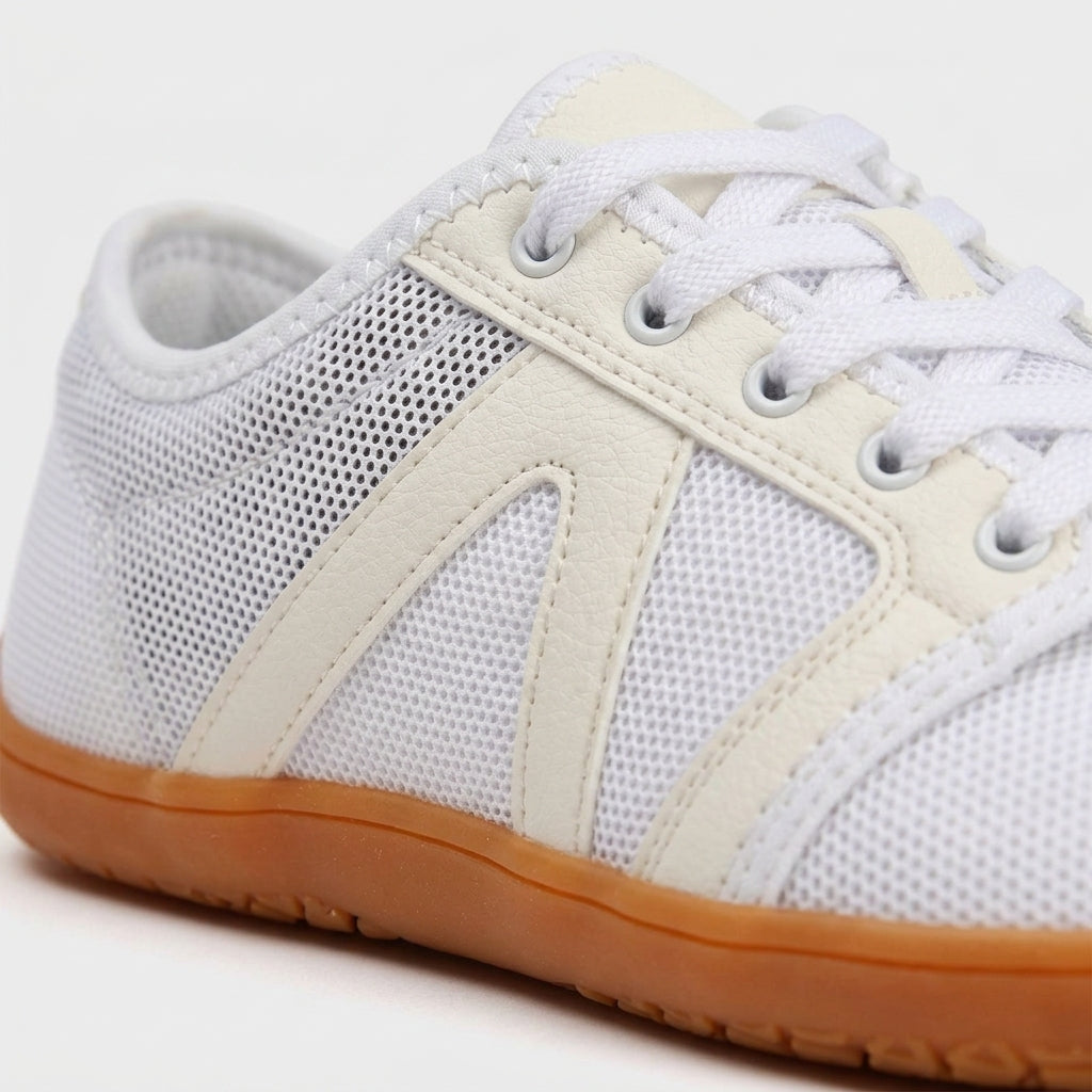 Men's Barefoot Sneakers Canvas Low-Top Lace-Up Gum Sole Round Toe