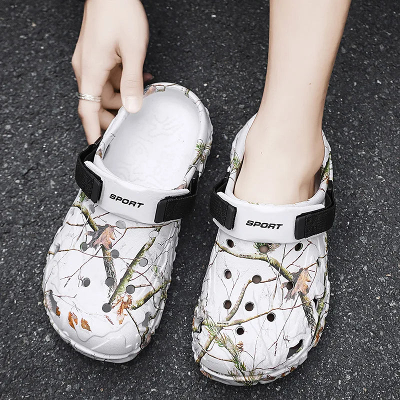 Men's Slip-On Camouflage Clogs - Ventilation Holes - Heel Strap