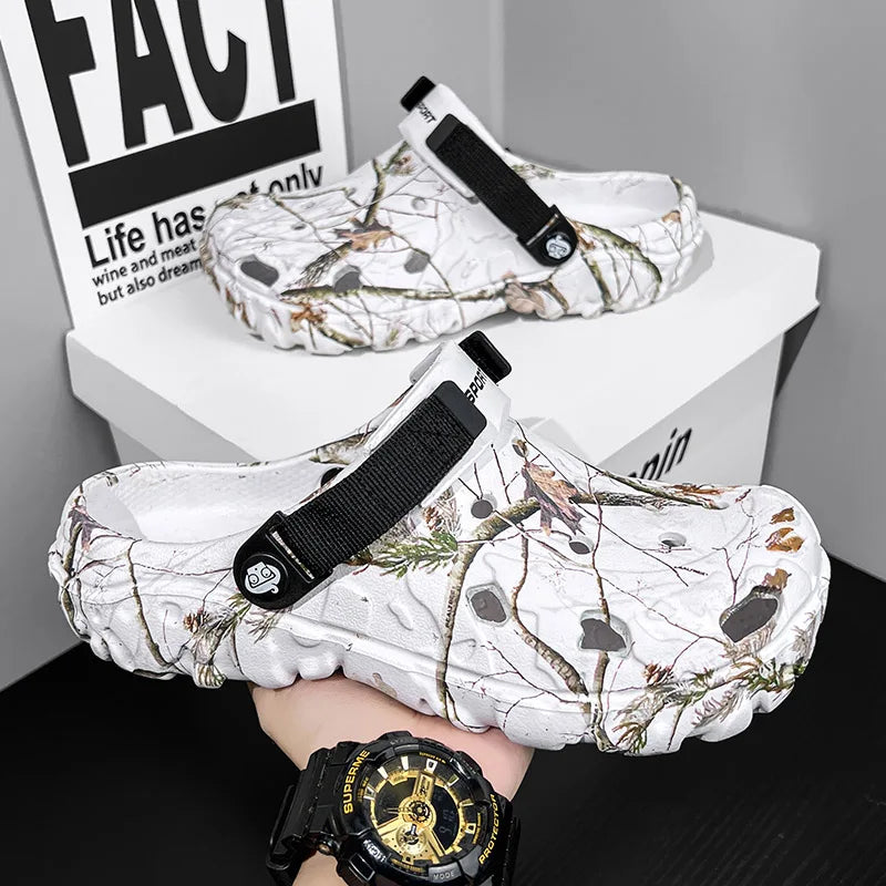 Men's Slip-On Camouflage Clogs - Ventilation Holes - Heel Strap