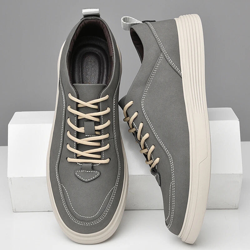 Men’s Lace-Up Casual Sneakers with Contrast Stitch Detailing