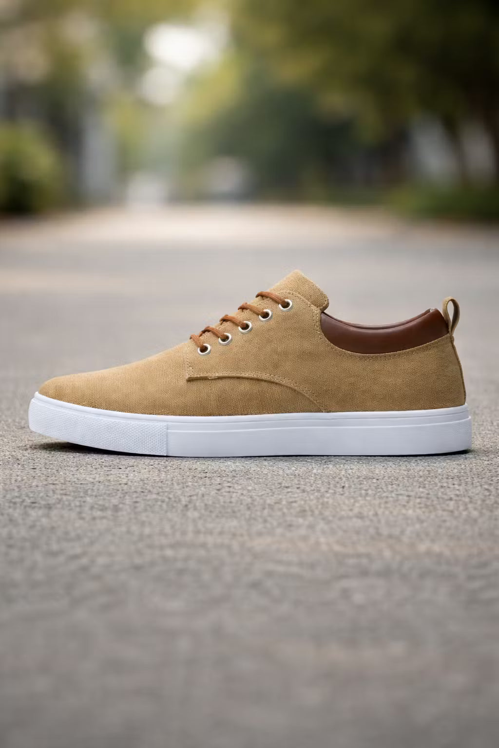 Men's Sneakers - Low-Top - Lace-Up - Canvas - White Sole