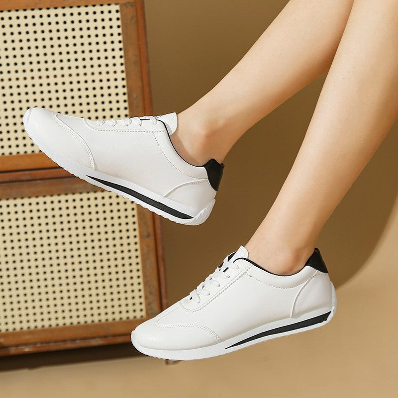Women’s Lace-Up Low-Top Sneakers with Panel Stitching and Contrast Trim