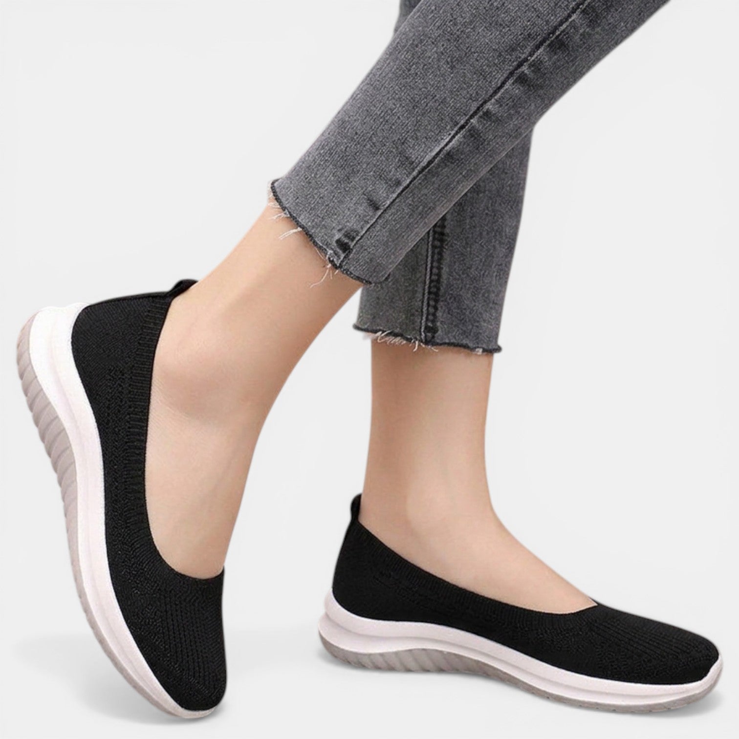 Women's Flats Knit Upper Slip-On Round Toe Textured Sole