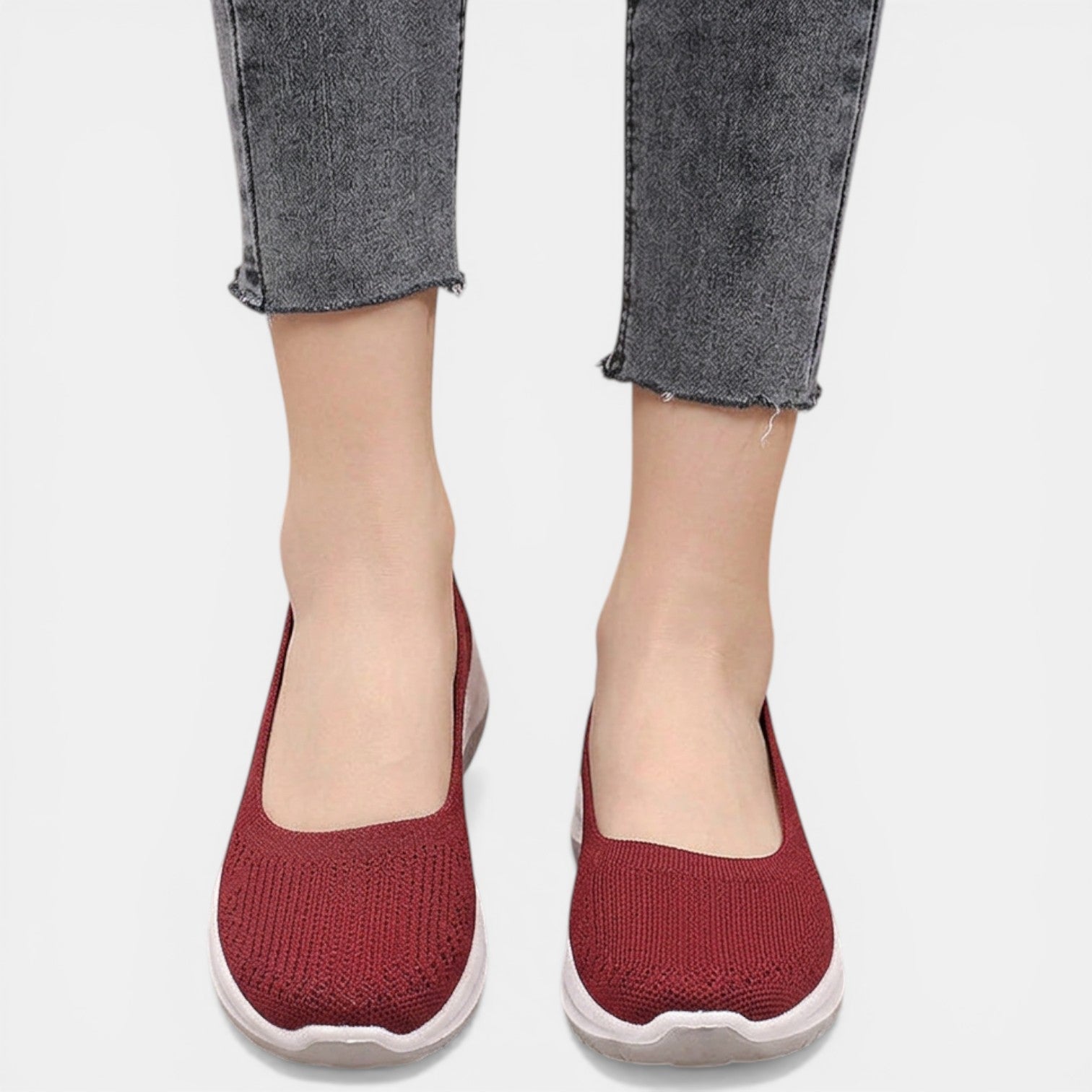 Women's Flats Knit Upper Slip-On Round Toe Textured Sole