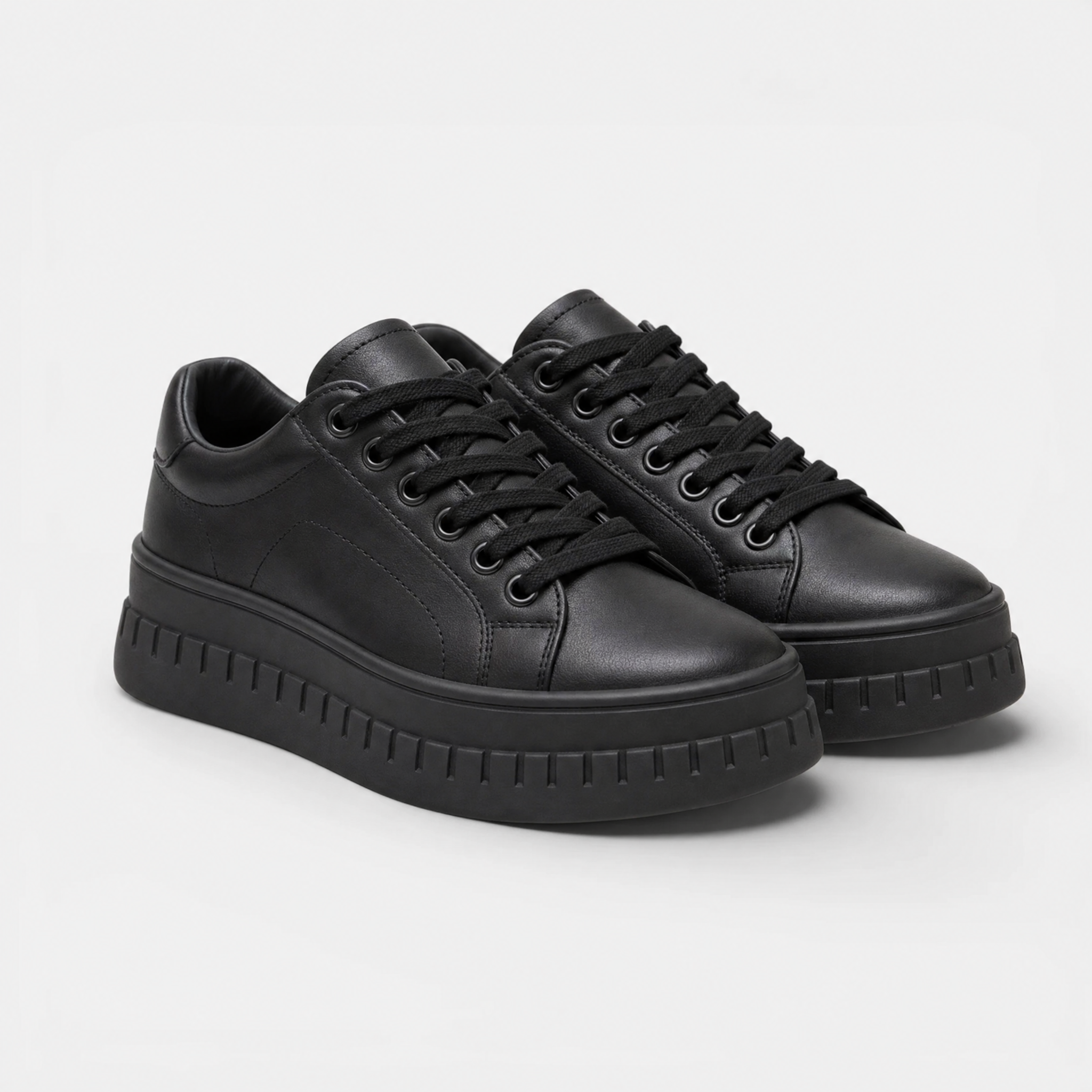Women's Platform Sneakers - Lace-Up Chunky Sole Low-Top Rounded Toe