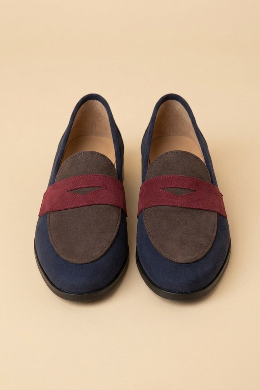 Women's Penny Loafers – Slip-On Flat Shoes with Round Toe and Color Block Upper